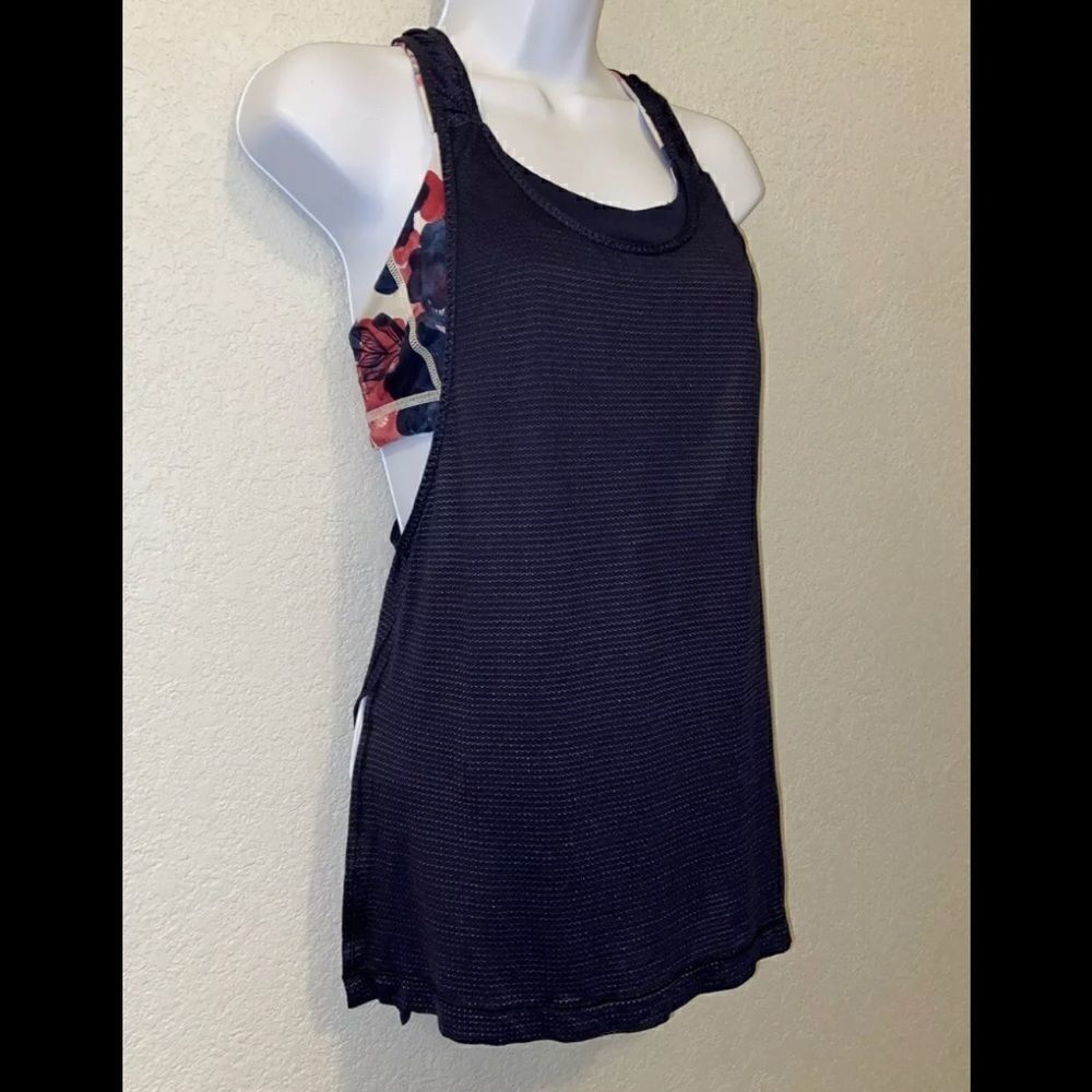 Lululemon Stash It Tank Inky Floral size 6 gym sporty Athliesure running - Picture 4 of 11